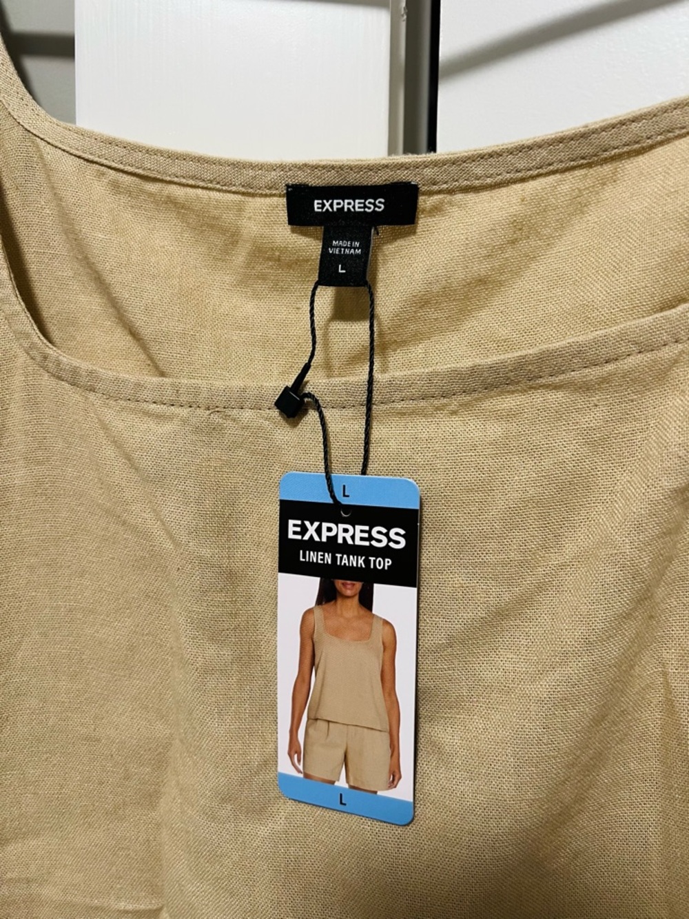 Express Linen-Blend Square Neck Tank Top - Picture 2 of 4